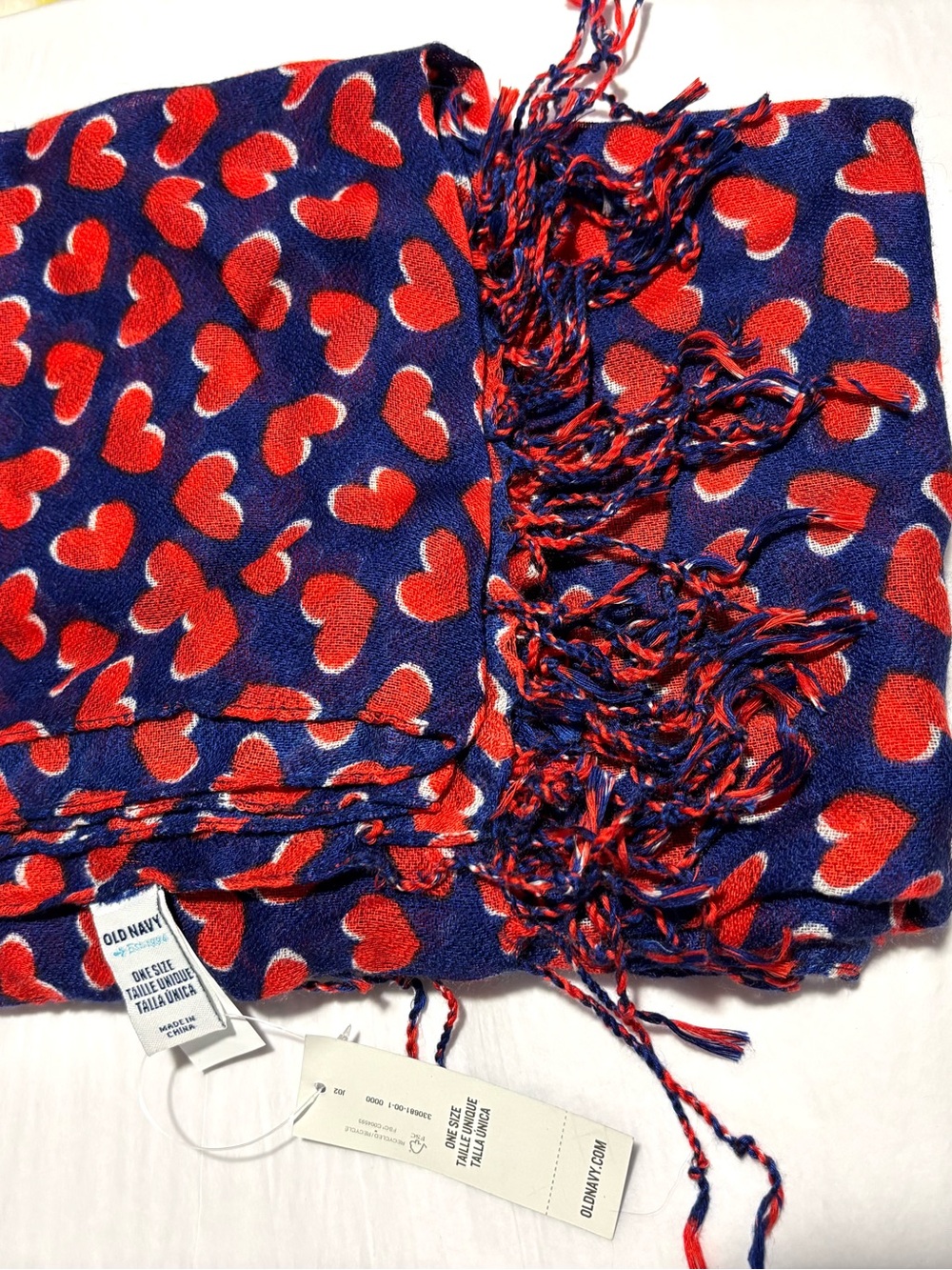 4/$15 Old Navy Navy and Red Heart Print Scarf NWT 4/$15